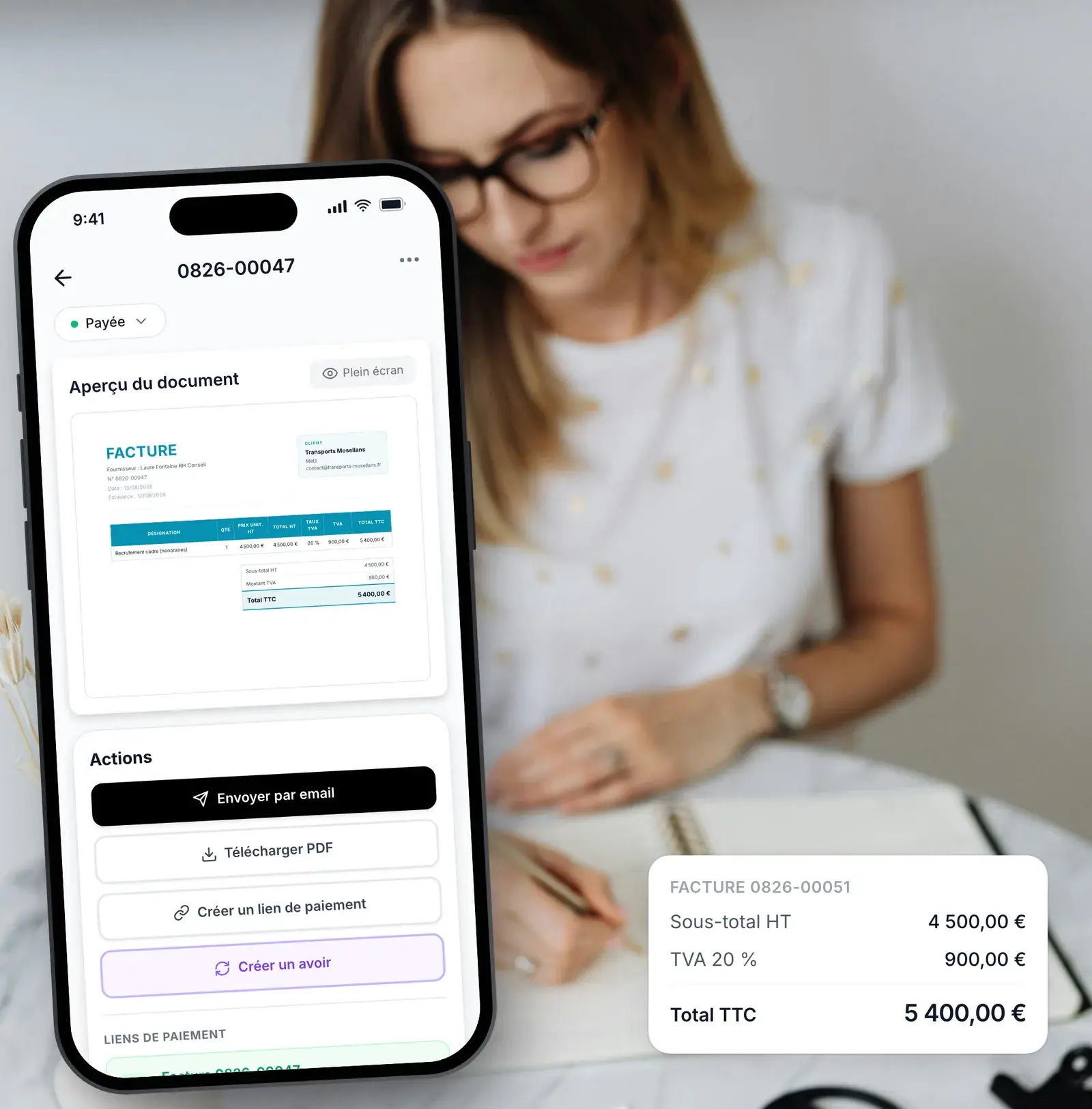 Consultante RH facturant ses honoraires de recrutement avec Lio