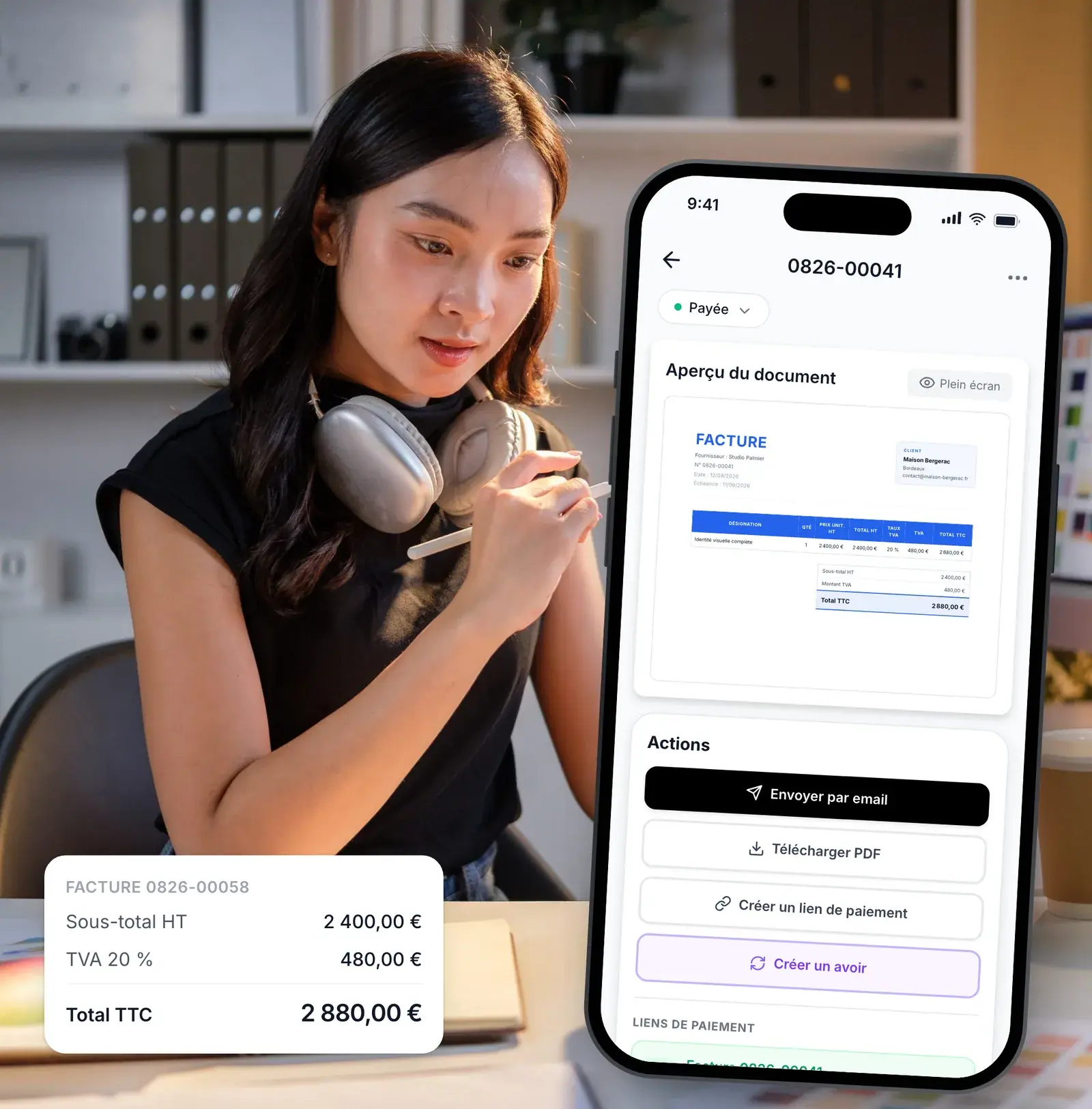 Graphiste facturant une identité visuelle depuis l’application Lio